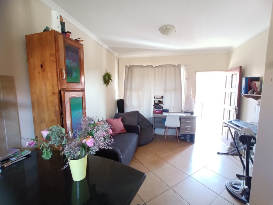 1 Bedroom Property for Sale in Potchefstroom North West